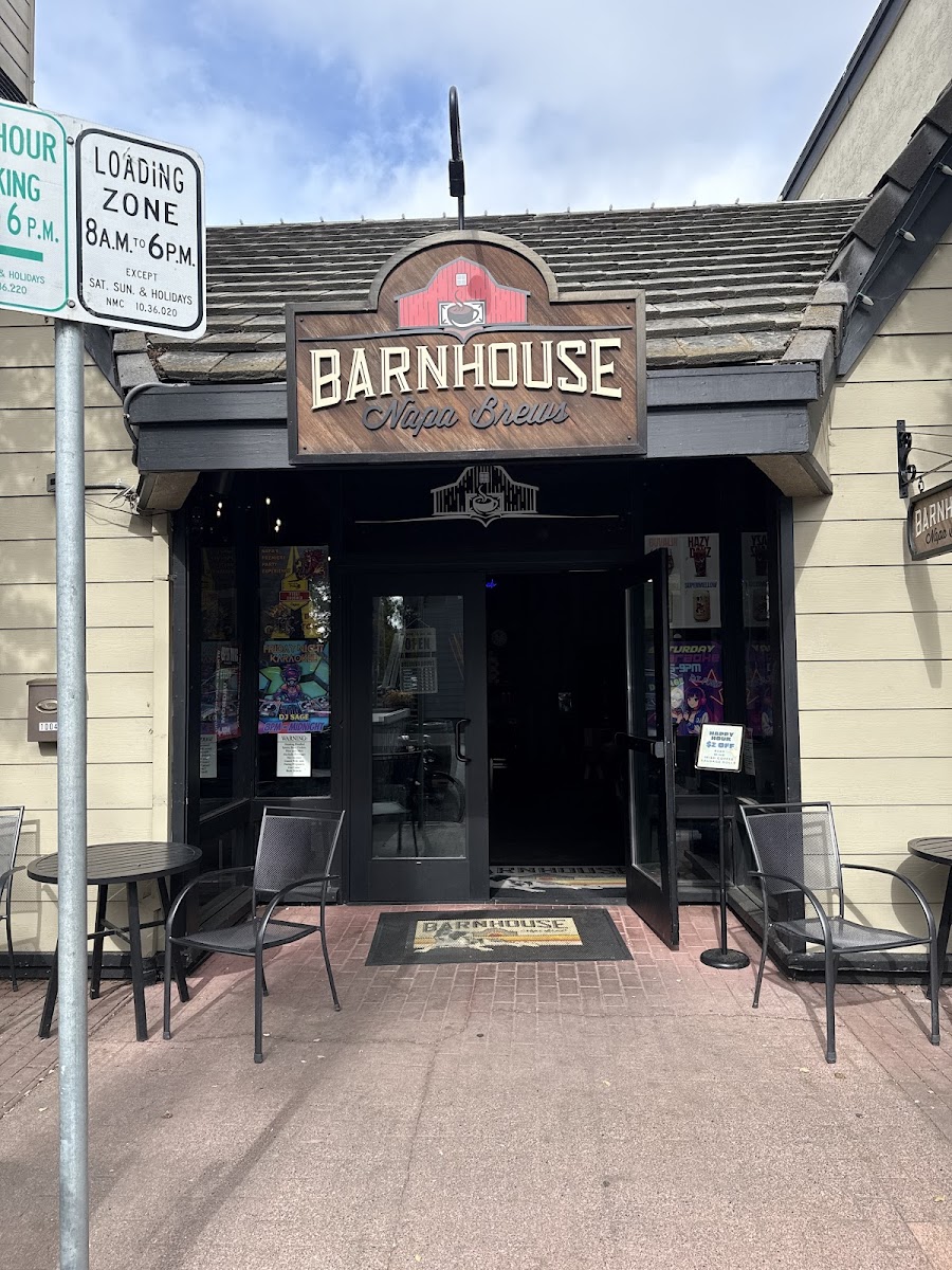 Barnhouse Napa Coffeehouse And Pub